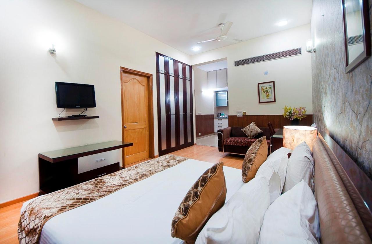 Imperial Apartments Huda City غورغاون المظهر الخارجي الصورة