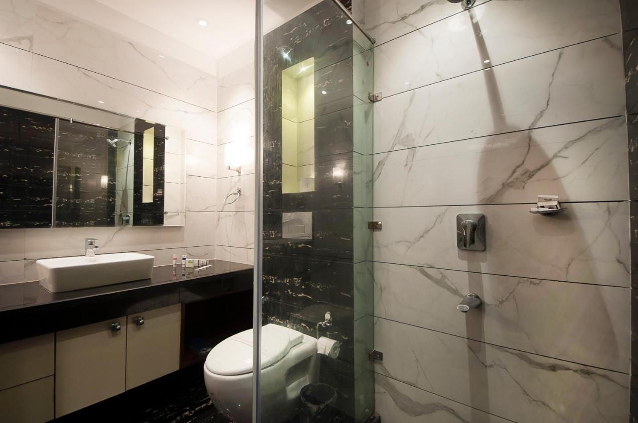 Imperial Apartments Huda City غورغاون المظهر الخارجي الصورة