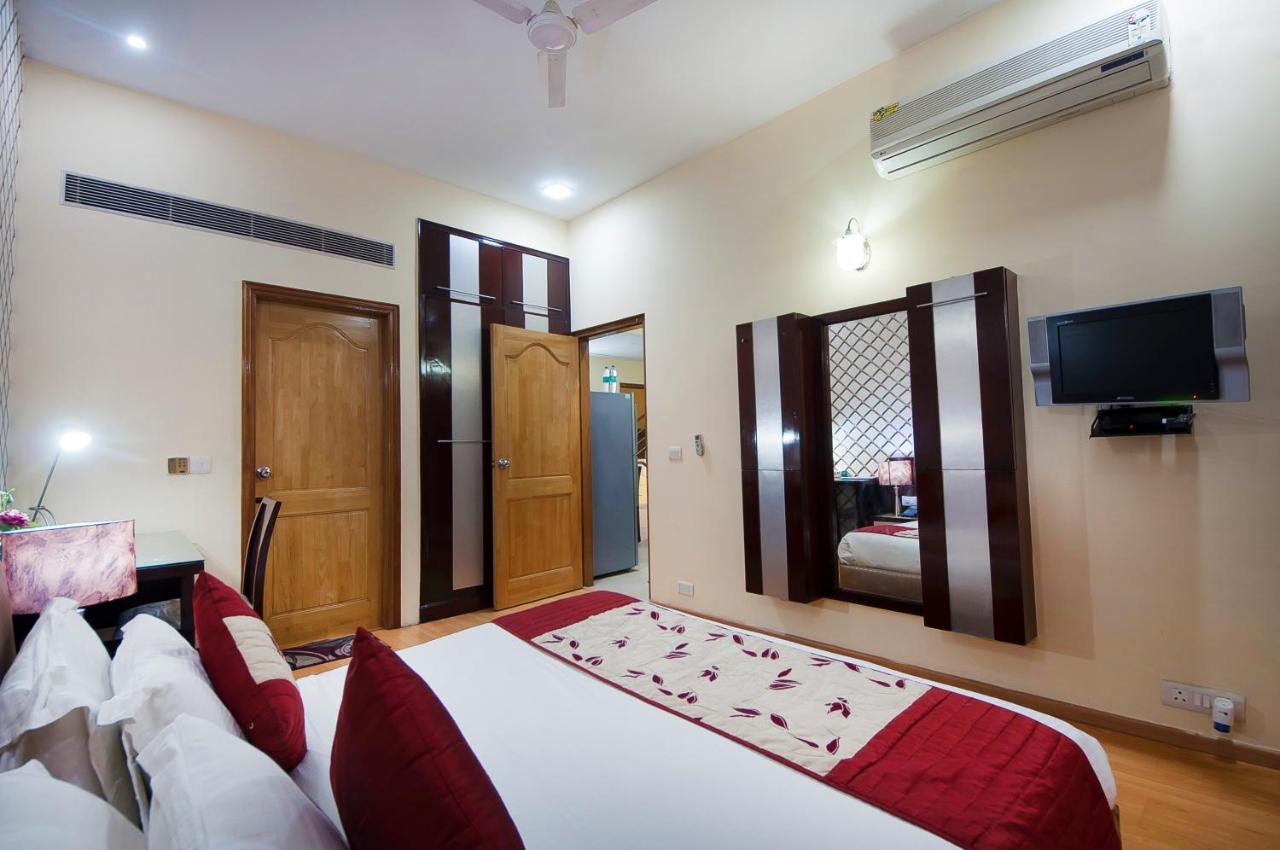 Imperial Apartments Huda City غورغاون المظهر الخارجي الصورة